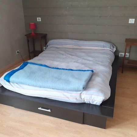 Grande Chambre D'Hote Proche Disneyland Et Parc Des Felins Guerard Luaran gambar